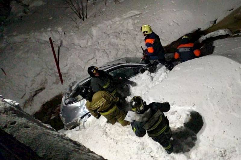 авария автомобиль упал в реку